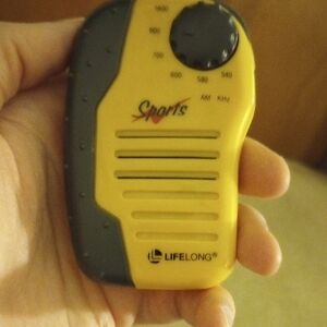 Vintage Lifelong Sports Yellow and Black Portable AM Radio